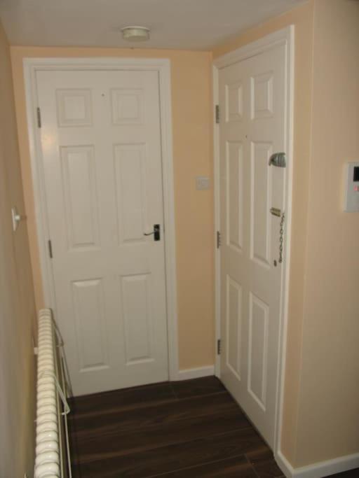 Modern Cosy Private Studio, Wifi, Ip-Tv, Must See Romford Luaran gambar