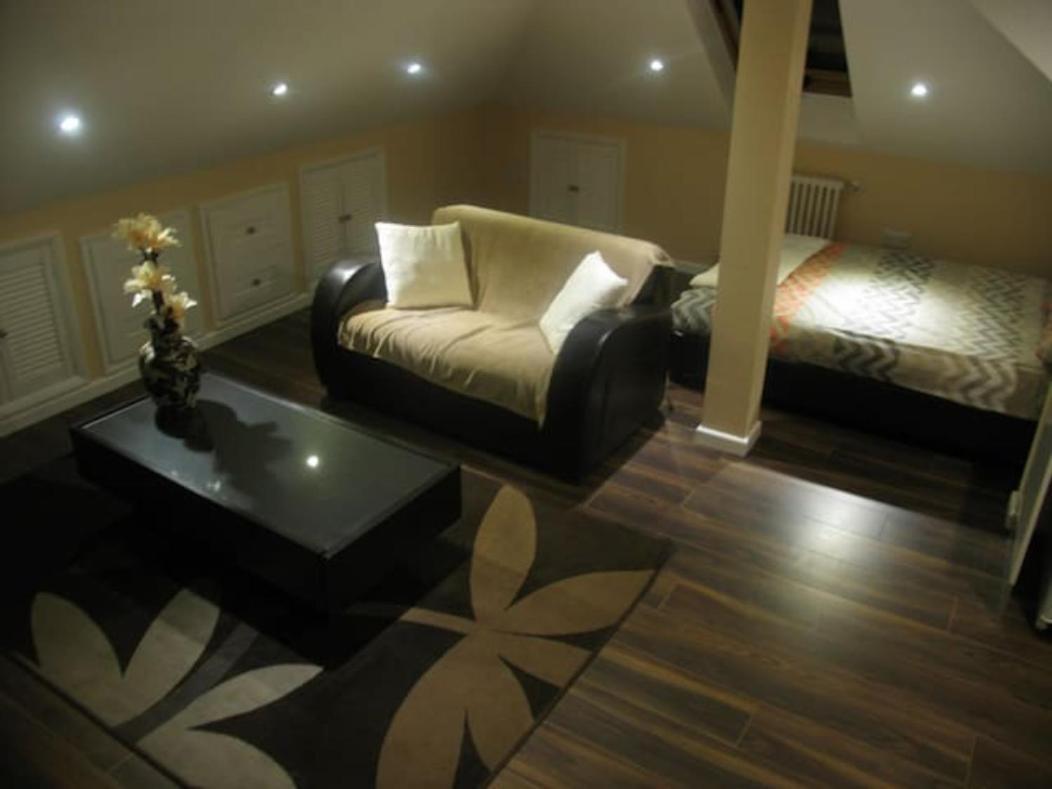 Modern Cosy Private Studio, Wifi, Ip-Tv, Must See Romford Luaran gambar